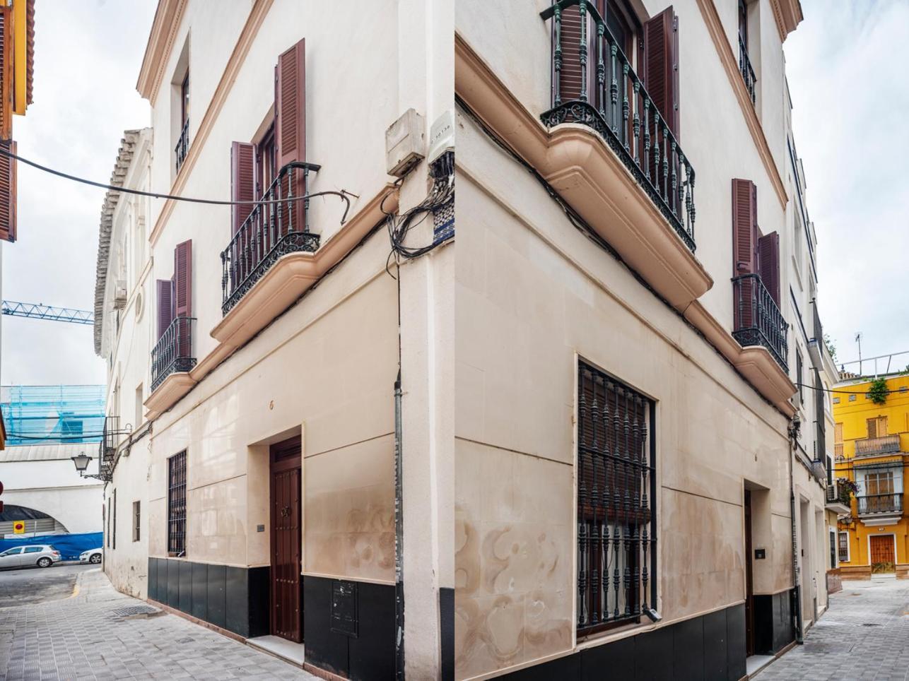 El Arenal De Sevilla, De Toros Y Galeras Exteriör bild